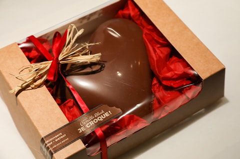 L’ATELIER TORINO ST-VALENTIN Chez Camille Bloch
