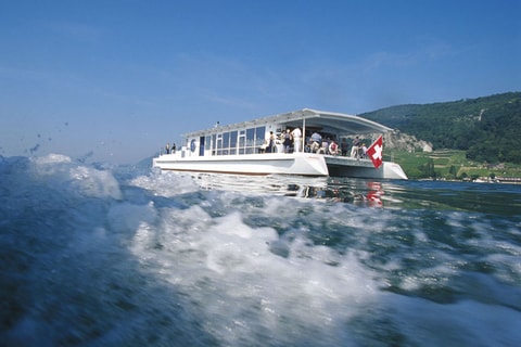Katamaran auf dem Bielersee