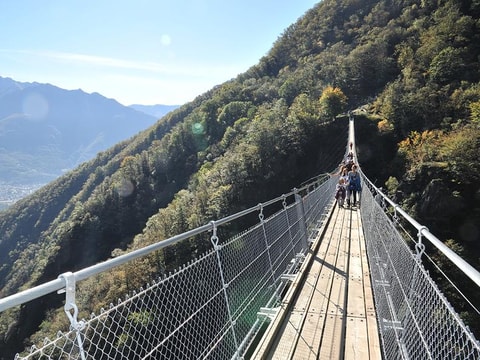 Tibetische Hängebrücke «Carasc»