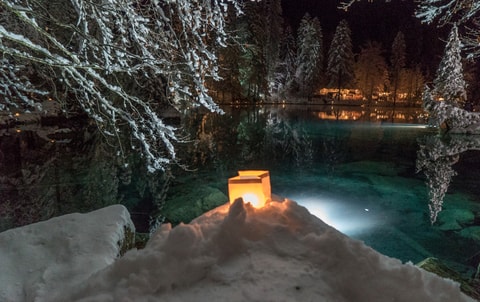 Weg der 1000 Lichter am Blausee
