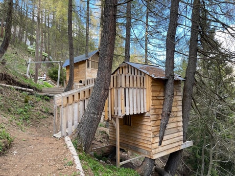 Waldspielplatz Hexenzauber Tschuggen