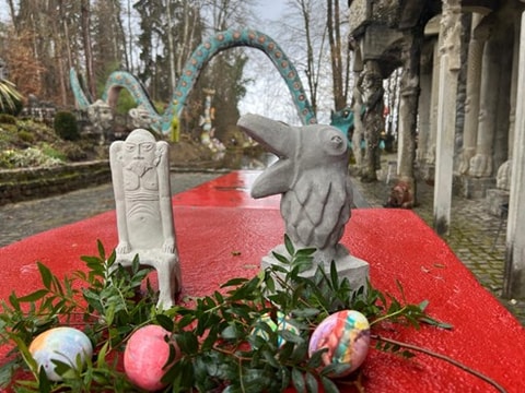 Ostereiersuche im Bruno Weber Park