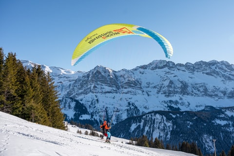 Gourmet Gleitschirmtaufe in Champéry