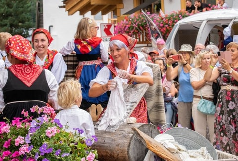 Mitsommerfest in Evolène