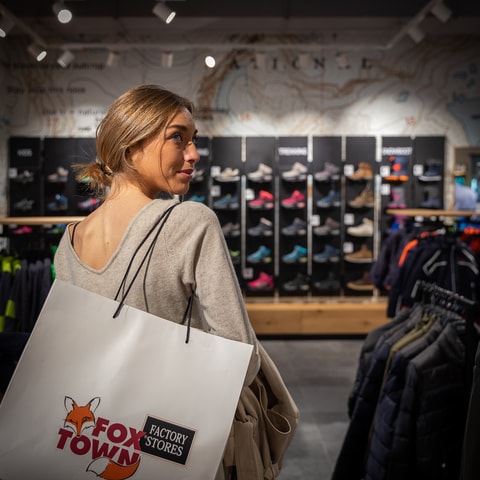 FoxTown Factory Stores