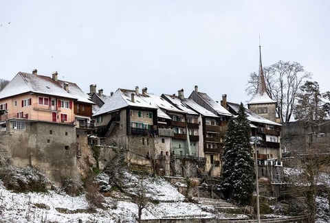 Winterliche Besuche in Moudon