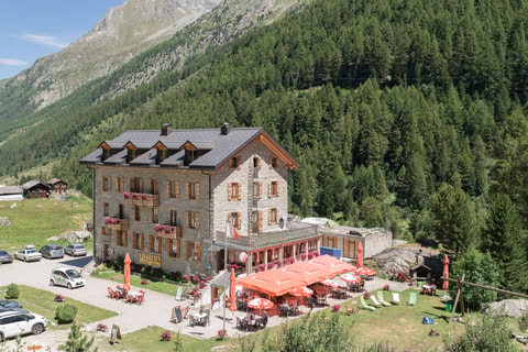 Hotel Aiguille de la Tza