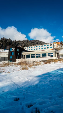 wellnessHostel³⁰⁰⁰ und Schwimmbad Aua Grava