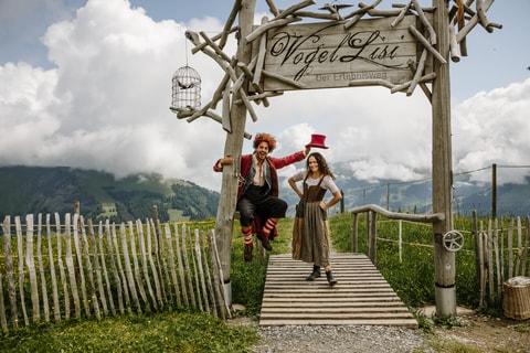 Walking Act – Wandern mit Vogellisi und Tuck
