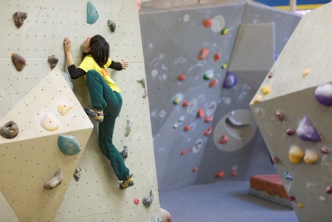 B2 – Boulders & Bar