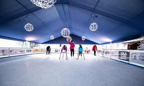 Outdoor-Eisbahn in Morgins – bis auf weiteres geschloss...