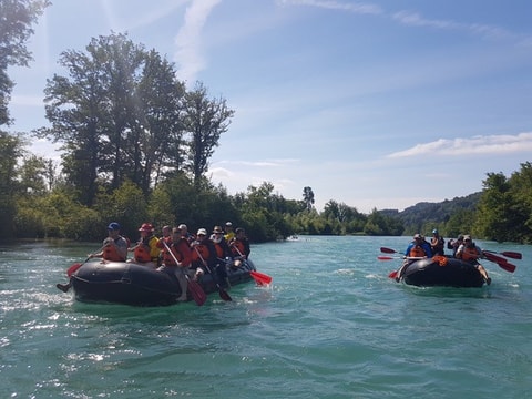 Schlauchbootfahrt auf der Aare