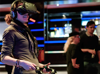 Red or Blue – Virtual Reality Lab