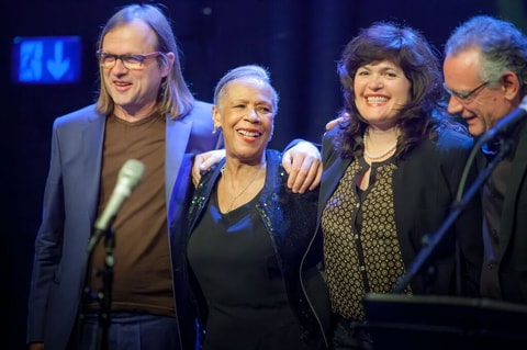 "Waiting for Peace" im Kursaal Heiden
