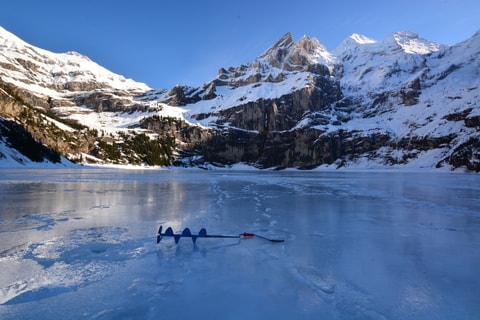 Ice Walk auf dem Oeschinensee