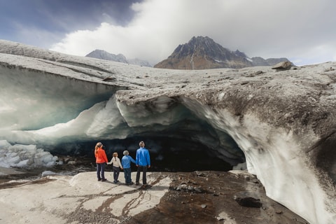 Eishöhlen-Tour am Grossen Aletschgletscher