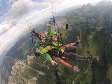 Gleitschirmtandemflug im Greyerzerland