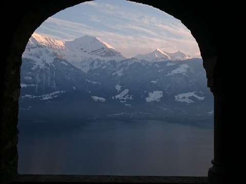InCave – werden Sie zum Höhlenforscher