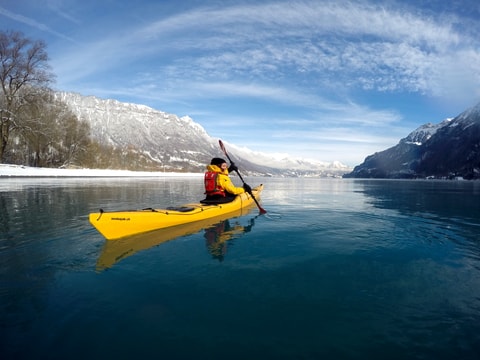 Winter-Kajaktouren auf dem Brienzersee