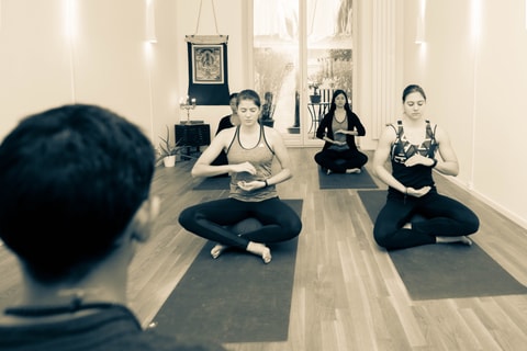 Das KraftAtelier in Basel – individuelles Yoga für Jede...