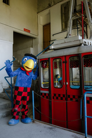 Globi-Luftseilbahn auf die Engstligenalp