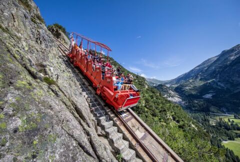Funiculaire du Gelmer sur le Gelmersee