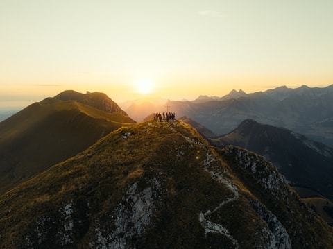 Lever du soleil gourmand aux Paccots (FR)