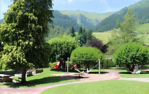 Place du Village