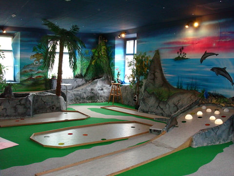 Indoor-Minigolf – Filzbach