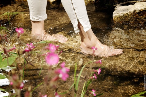 Kneipp-Barfusspfad im Jura