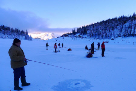 Eisfischen in der Schweiz