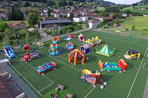 Hüpfburgen - Funpark in Samedan