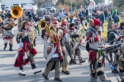 Wisliger Fasnacht mit Maskenball