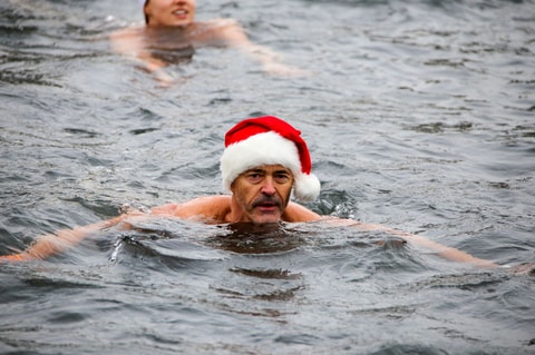 Zürcher Samichlaus-Schwimmen