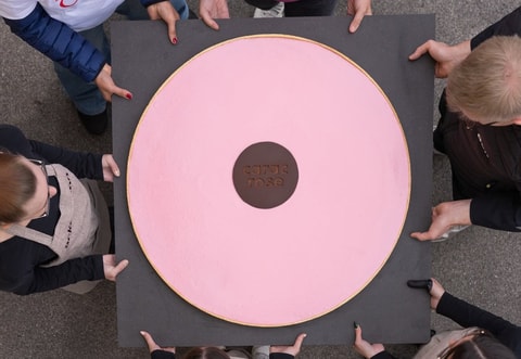 Défi du plus grand carac rose du monde
