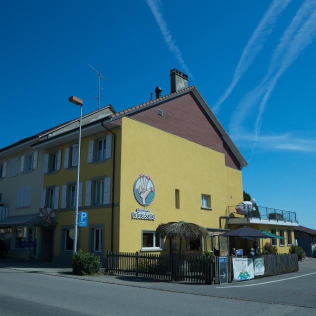 Restaurant "Les Trois Suisses"