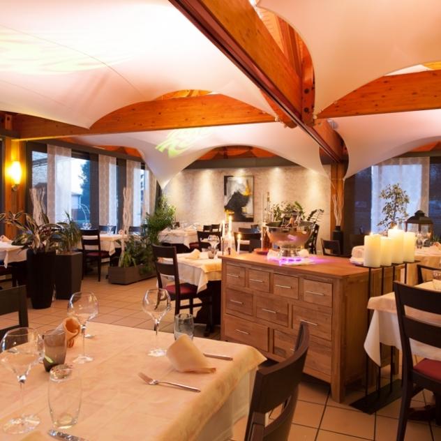 Hôtel & Restaurant le Lacotel