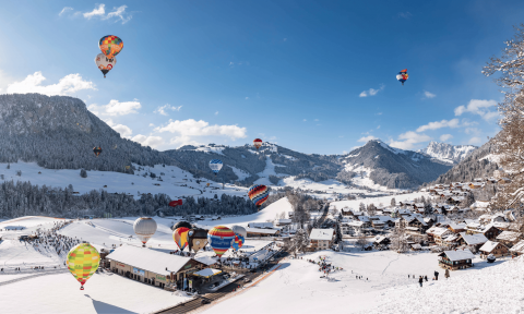 International Hot Air Balloon Festival - Winter - Château-d'Oex - YanakLopez