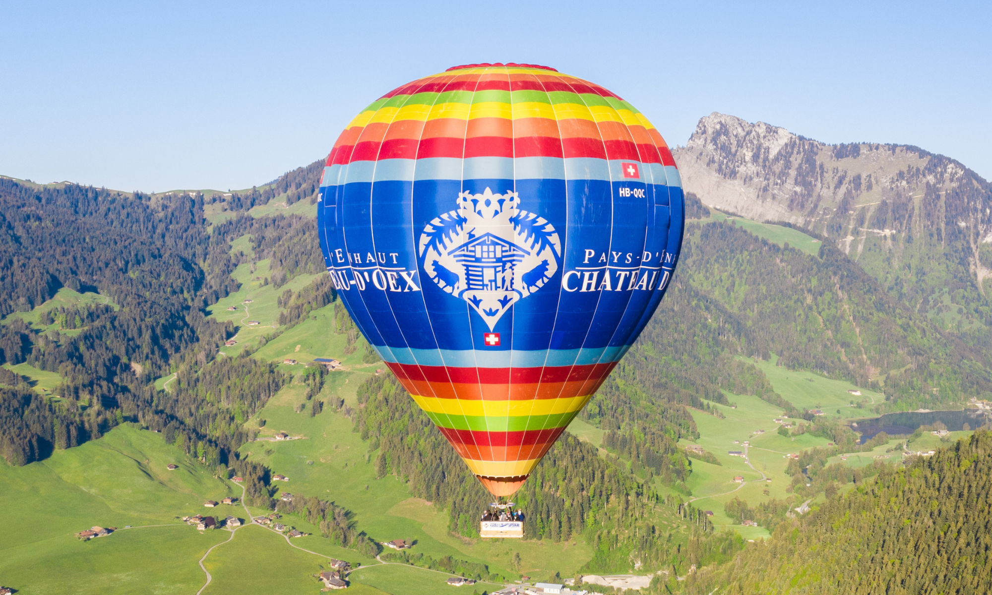 Hot-air ballooning in the Pays-d'Enhaut