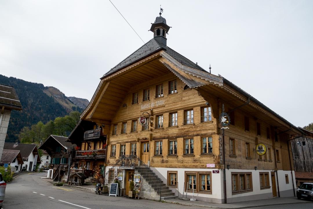 Restaurant „Hôtel de Ville“ Rossinière Paysd'Enhaut (Schweiz)