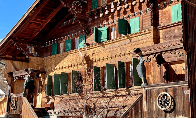 Exterior facade of the Chalet Les Fosses - Winter - Rougemont - Pays-d'Enhaut Region