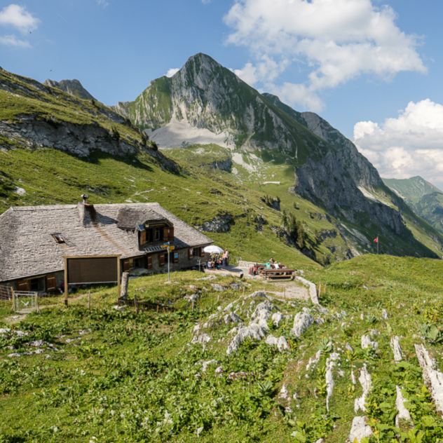 Cabane des Marindes