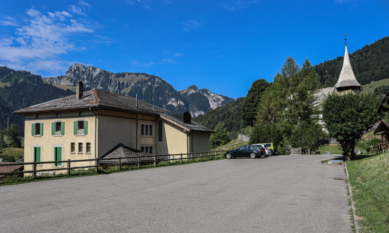 View on the parking of the communal building Rossinière summer-Pays-d'Enhaut-Pays-d'Enhaut Région