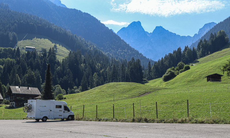 Vue sur parking Gérignoz été-Pays-d'Enhaut-Pays-d'Enhaut Région