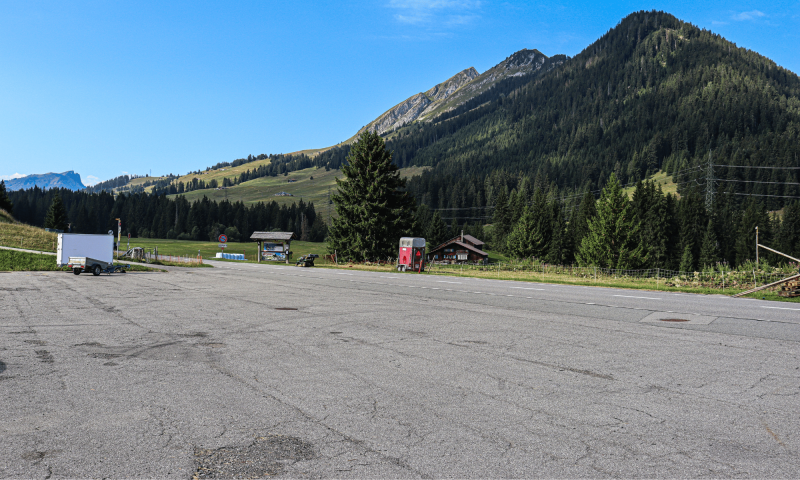 View on La Lécherette parking lot-Pays-d'Enhaut-Pays-d'Enhaut Région