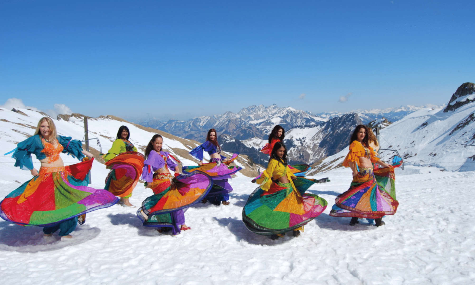 Oriental Dance in the open air - winter - Pays-d'Enhaut - Pays-d'Enhaut Région