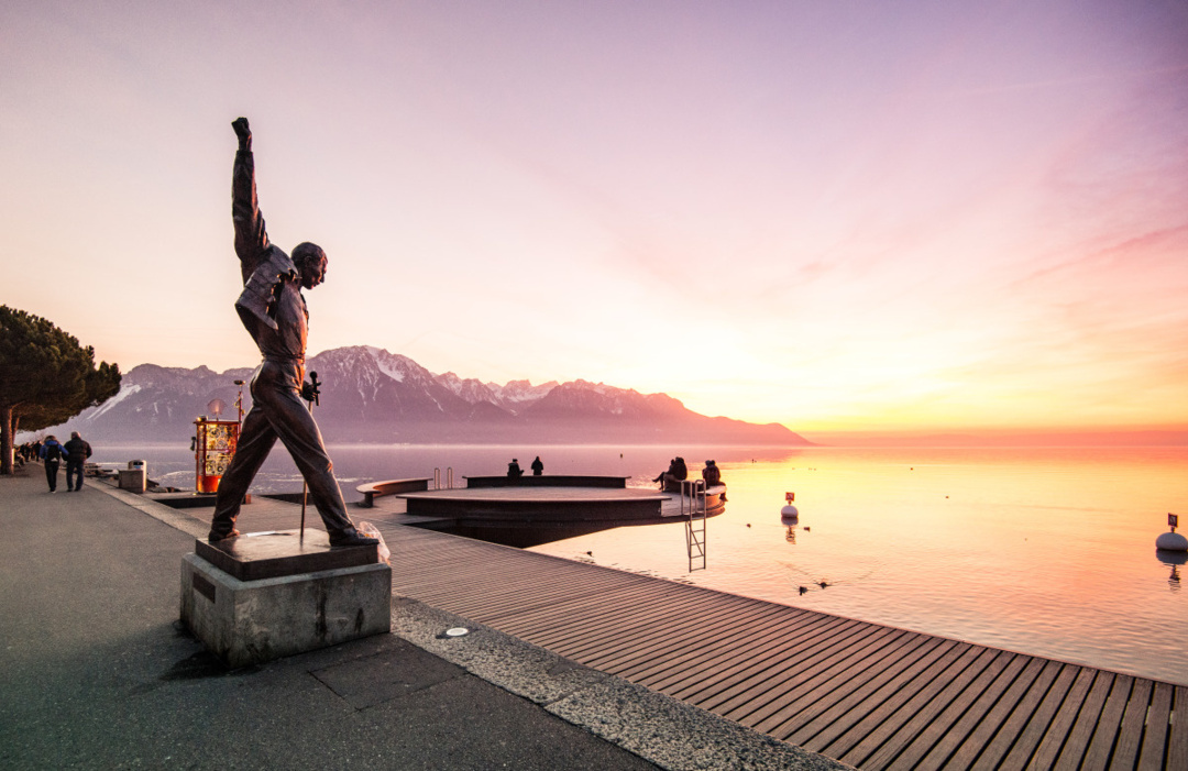 Quai de Montreux - Coucher de soleil - Freddie