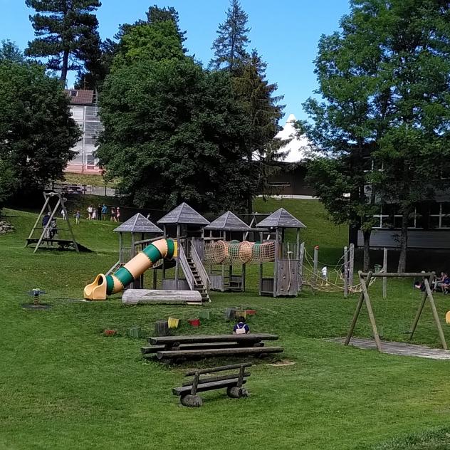 Playground and picnic place Jean-Jacques Rousseau - St-Cergue