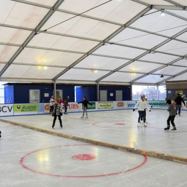 Ice skating rinks of the region