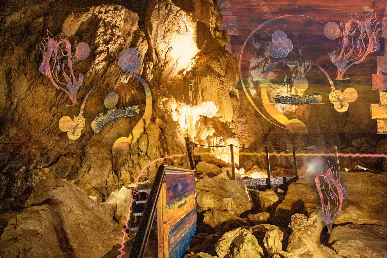 Grottes-escalier-final-Small.webp